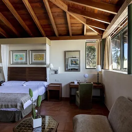 Hotel De Cruz De 4*