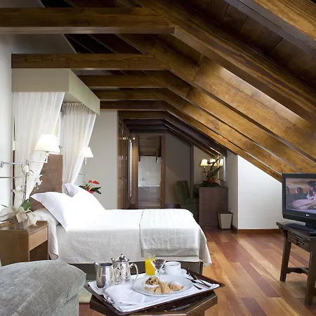 De Cruz De クルス・デ・テヘーダ