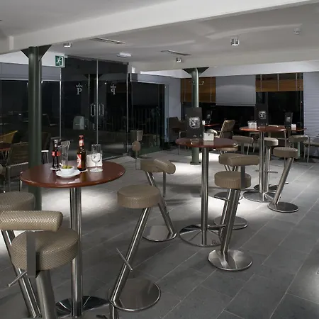 De Cruz De クルス・デ・テヘーダ