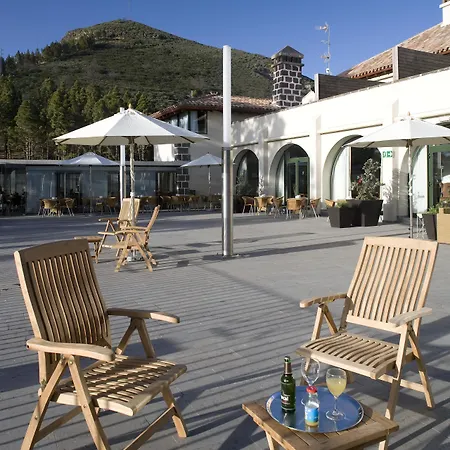 De Cruz De 4* クルス・デ・テヘーダ